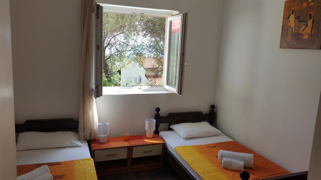 Apartments Midzor Petrovac Exterior foto