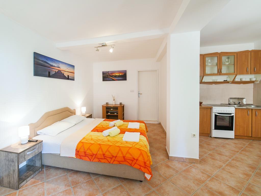 Apartments Midzor Petrovac Exterior foto