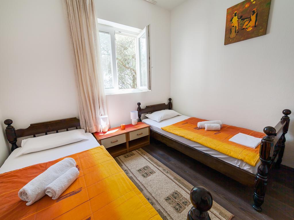 Apartments Midzor Petrovac Exterior foto