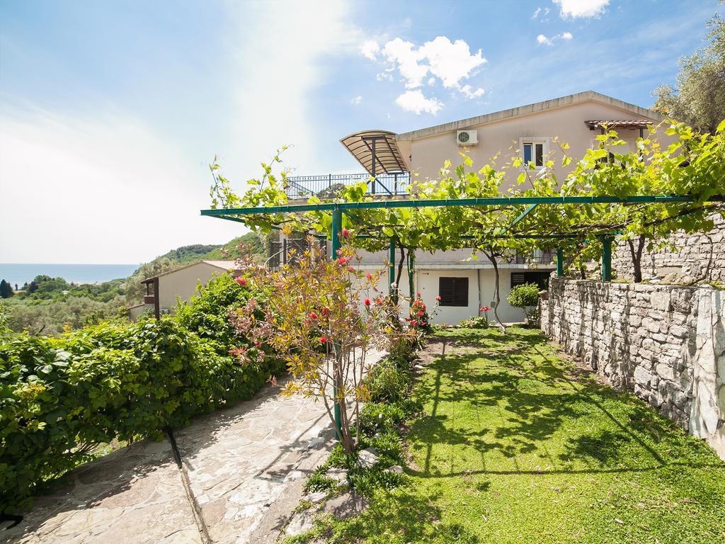 Apartments Midzor Petrovac Exterior foto